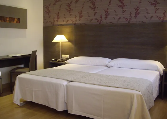 Hotel with view: Hotel Macia Monasterio De Los Basilios