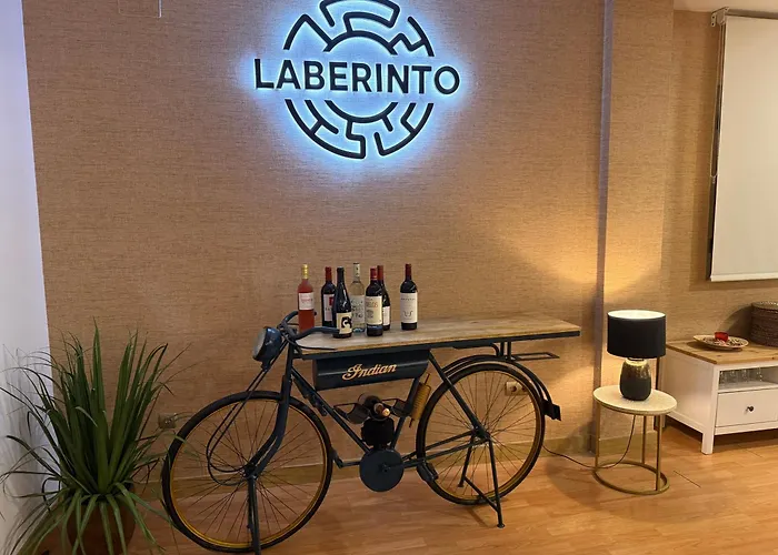 Cheap hotel: Hotel Saylu