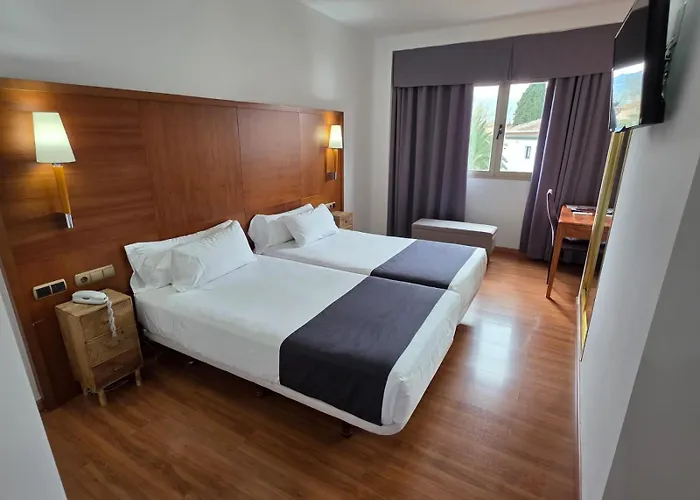 Cheap hotel: Hotel Saylu